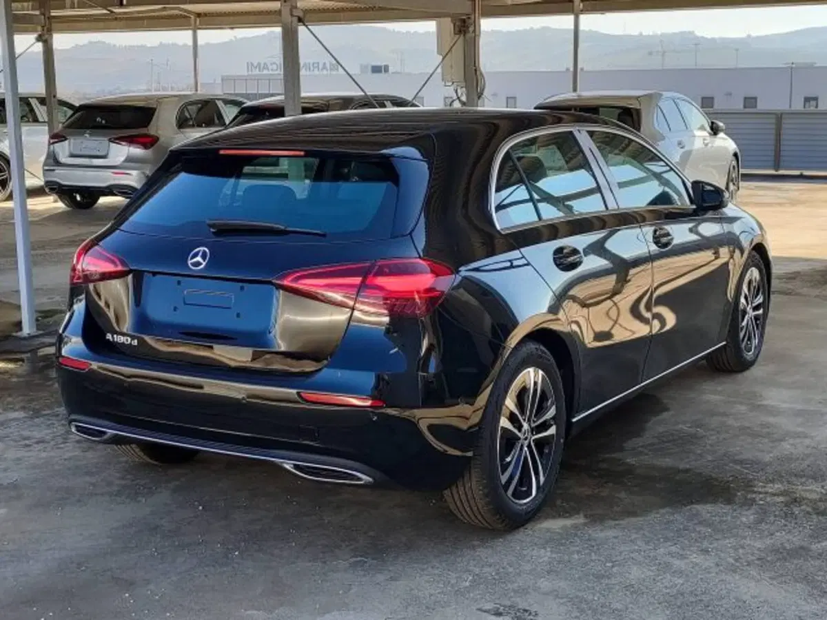 Mercedes-Benz Classe A nuova a Teramo (6)
