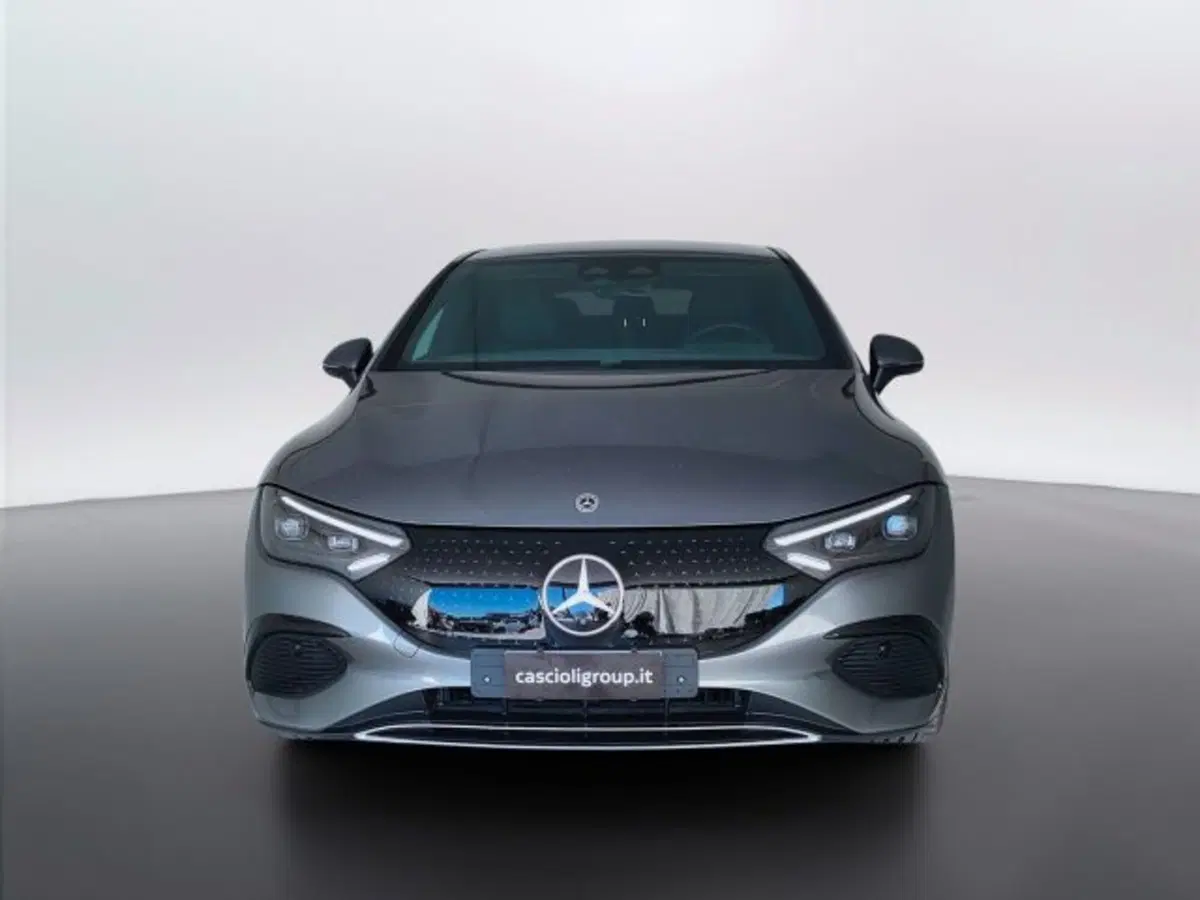 Mercedes-Benz EQE usata a Teramo (2)