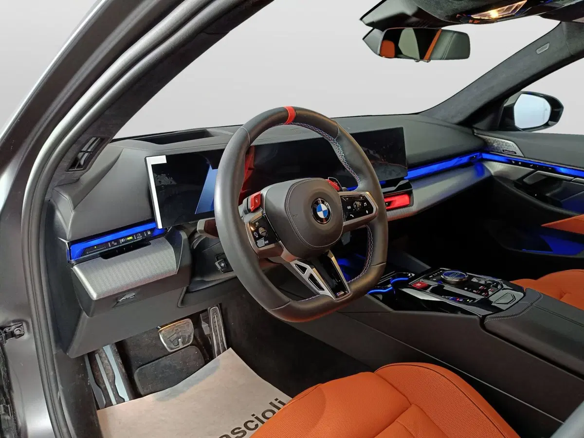 BMW Serie 5 Touring usata a Ascoli Piceno (7)