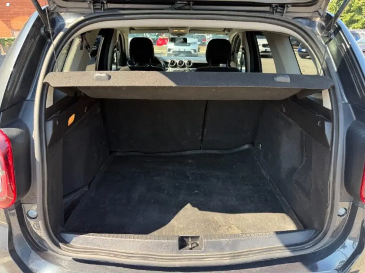 Dacia Duster usata a Lucca (11)