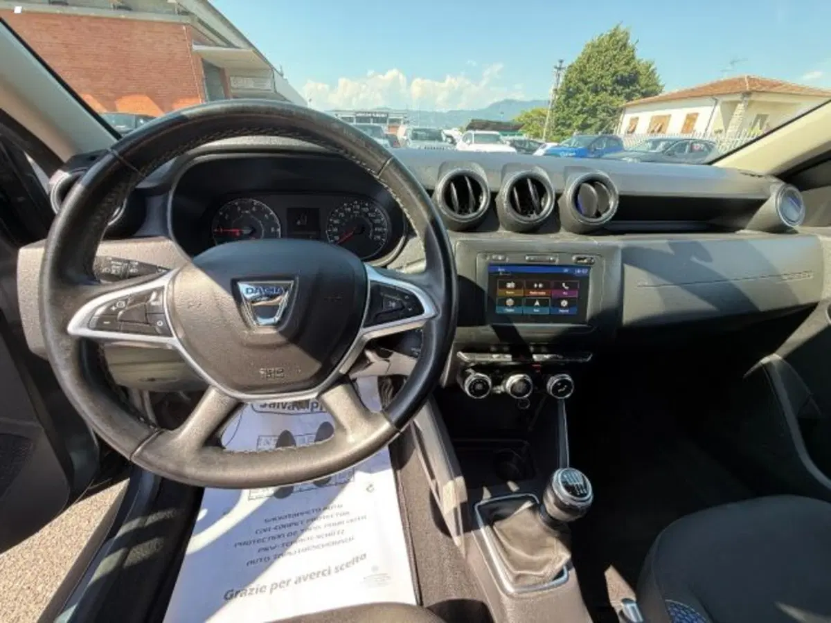 Dacia Duster usata a Lucca (14)