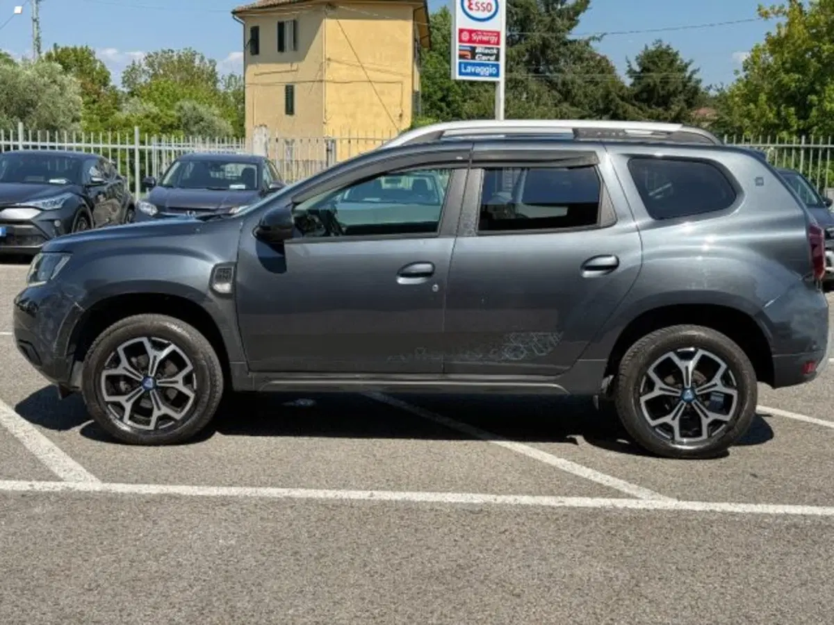 Dacia Duster usata a Lucca (6)