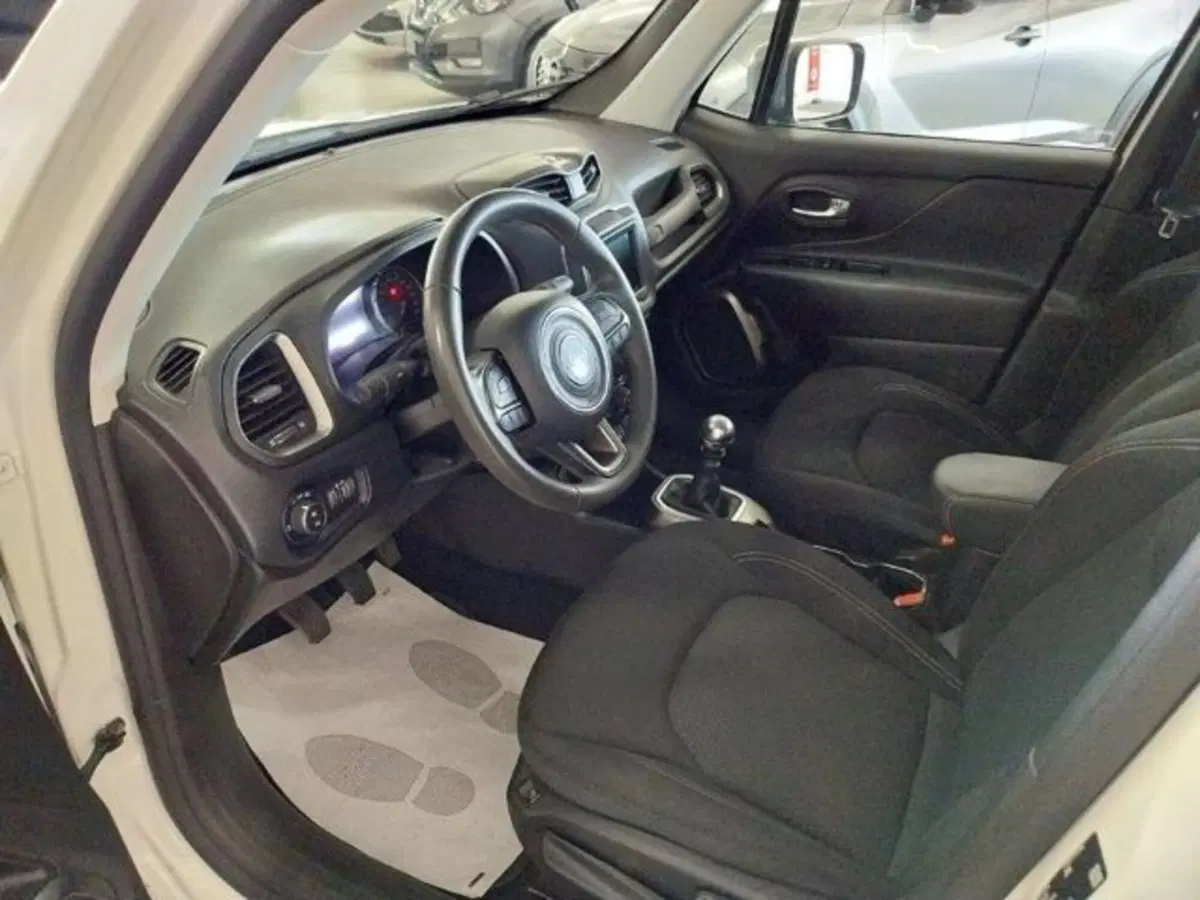 Jeep Renegade usata a Firenze (7)