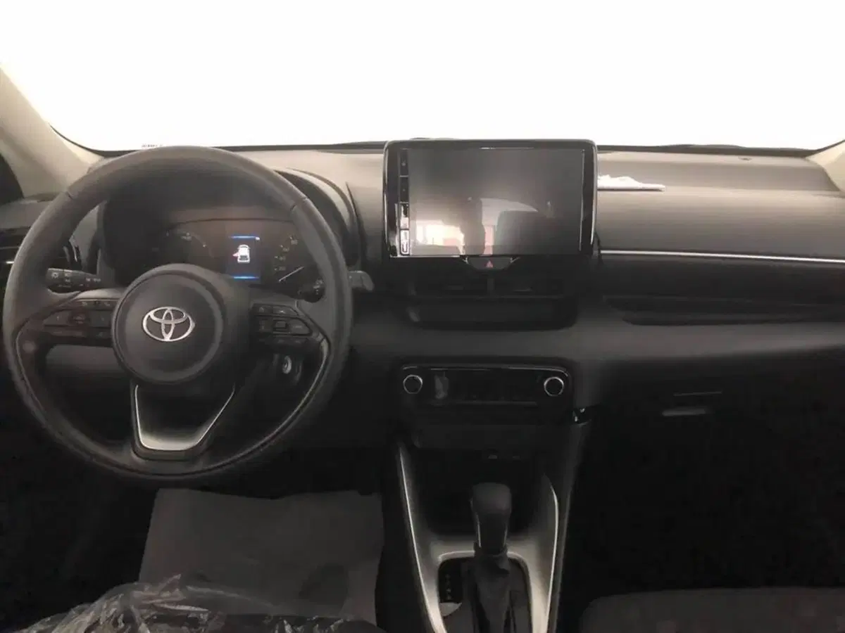 Toyota Yaris Cross nuova a Torino (8)