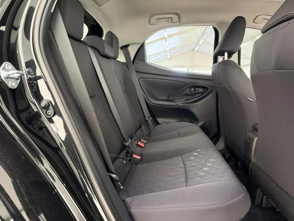 Toyota Yaris Cross nuova a Monza e Brianza (10)