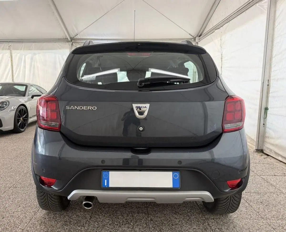 Dacia Sandero usata a Monza e Brianza (5)