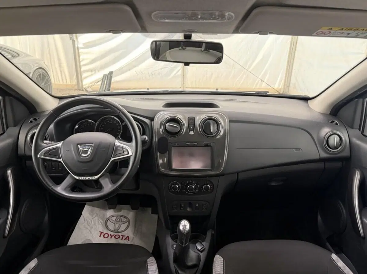 Dacia Sandero usata a Monza e Brianza (8)