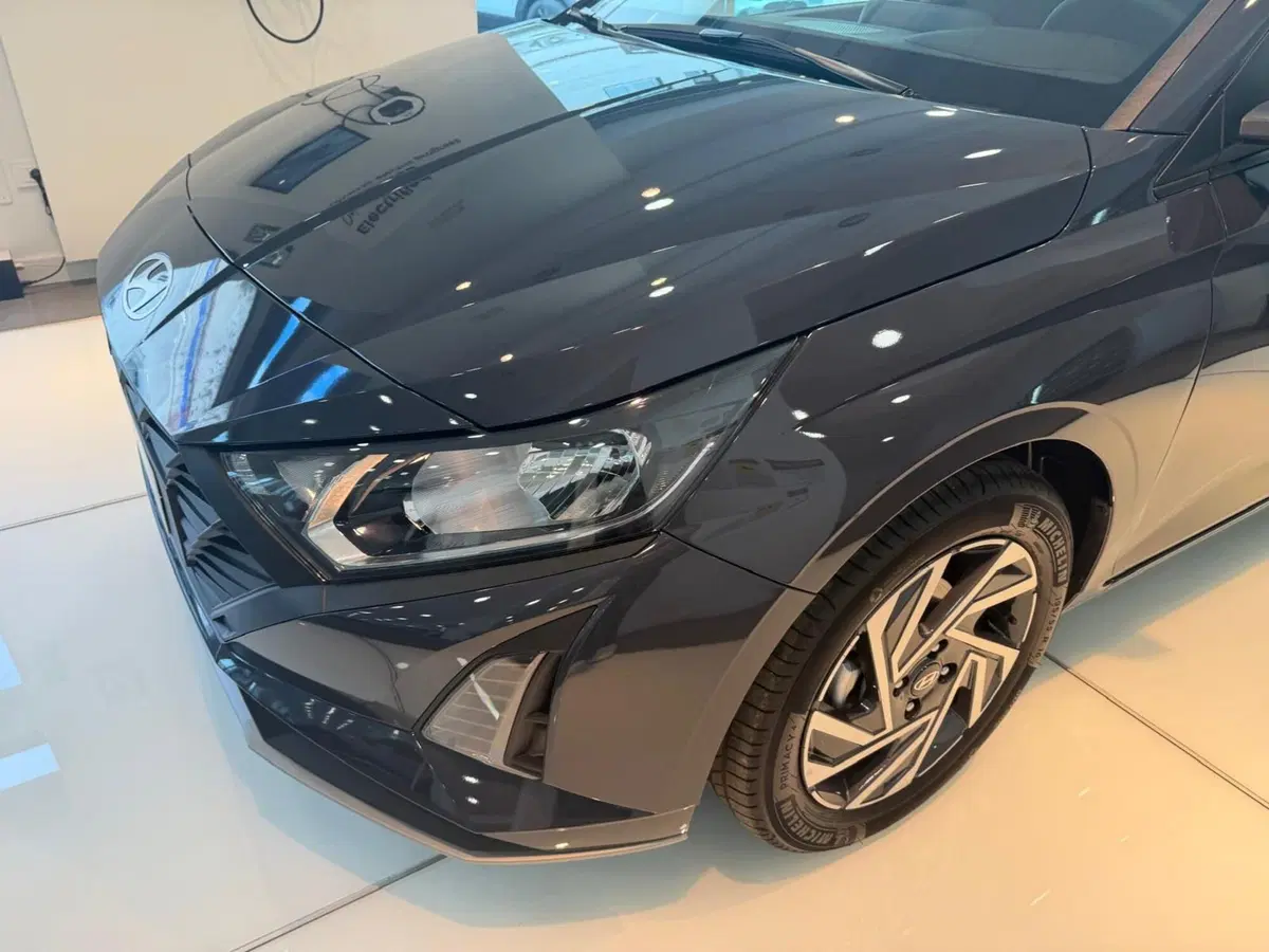 Hyundai i20 nuova a Napoli (13)