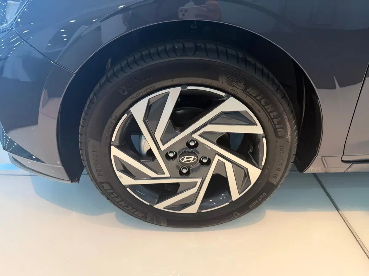 Hyundai i20 nuova a Napoli (14)