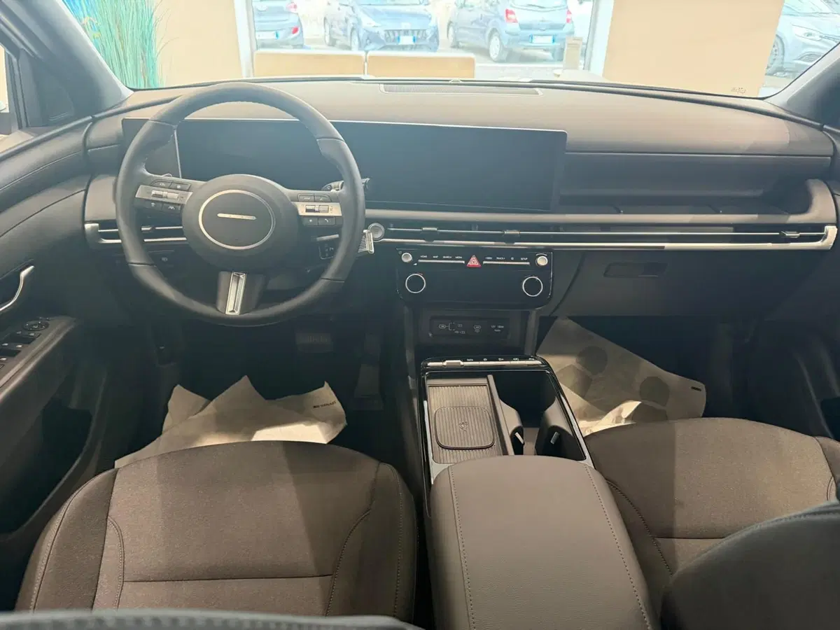 Hyundai Tucson nuova a Napoli (8)