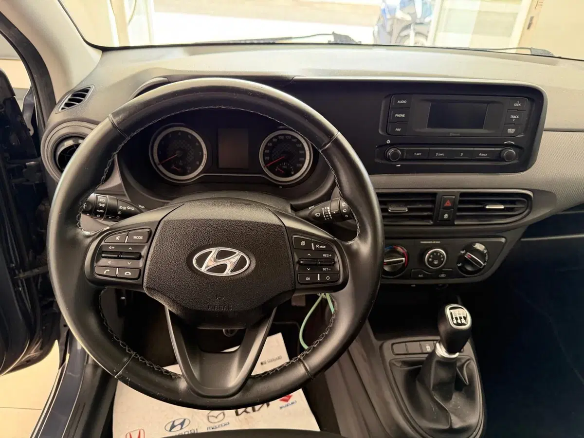 Hyundai i10 usata a Napoli (10)