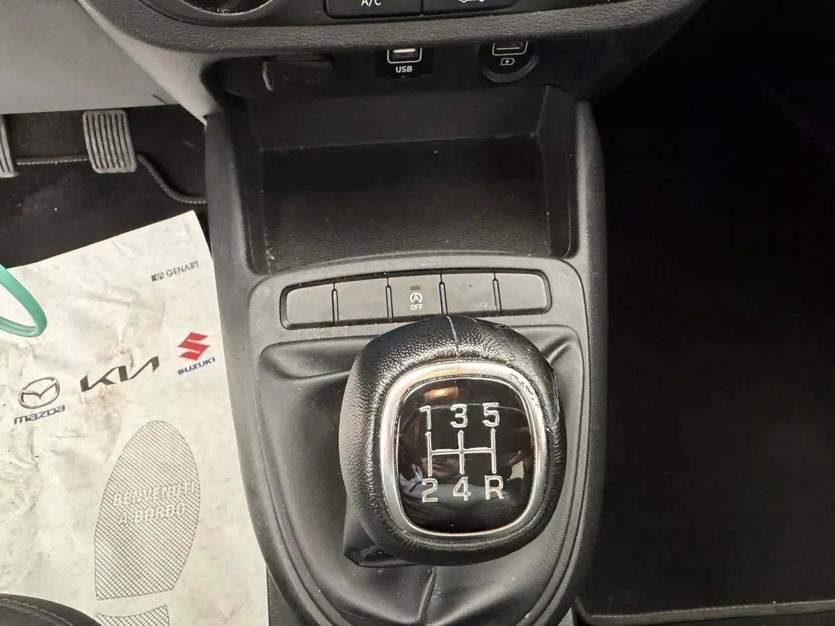 Hyundai i10 usata a Napoli (15)