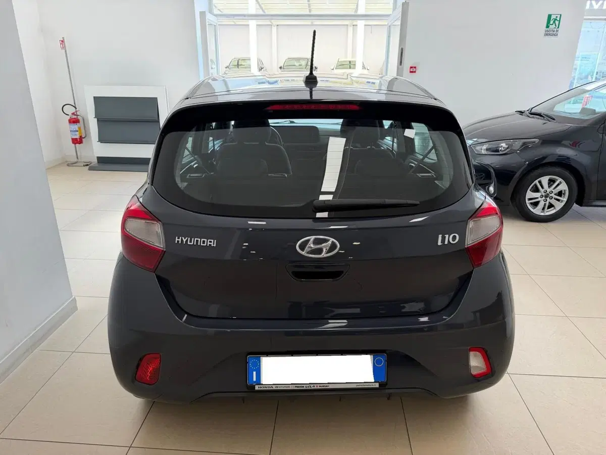 Hyundai i10 usata a Napoli (6)