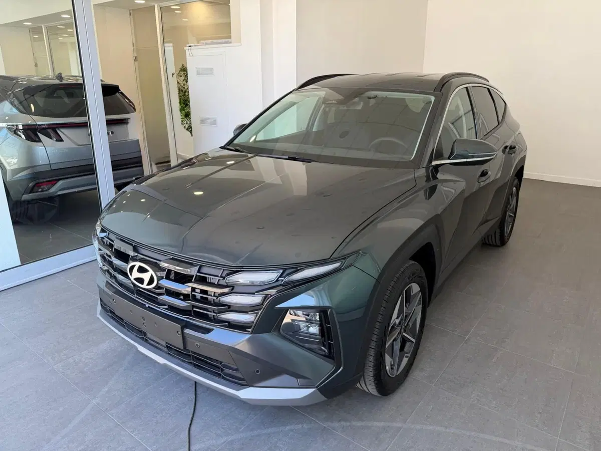 Hyundai Tucson nuova a Napoli (2)