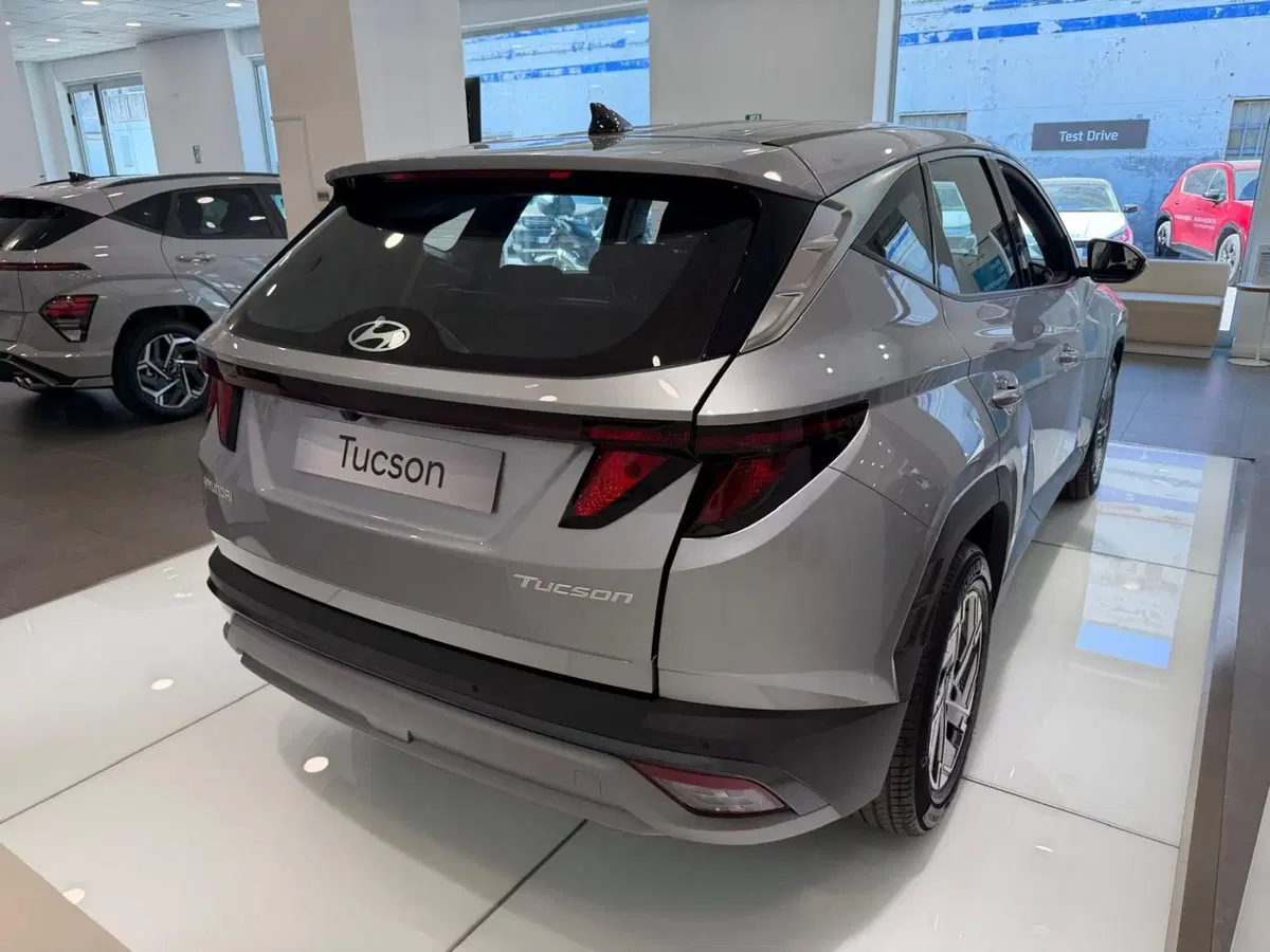 Hyundai Tucson nuova a Napoli (5)