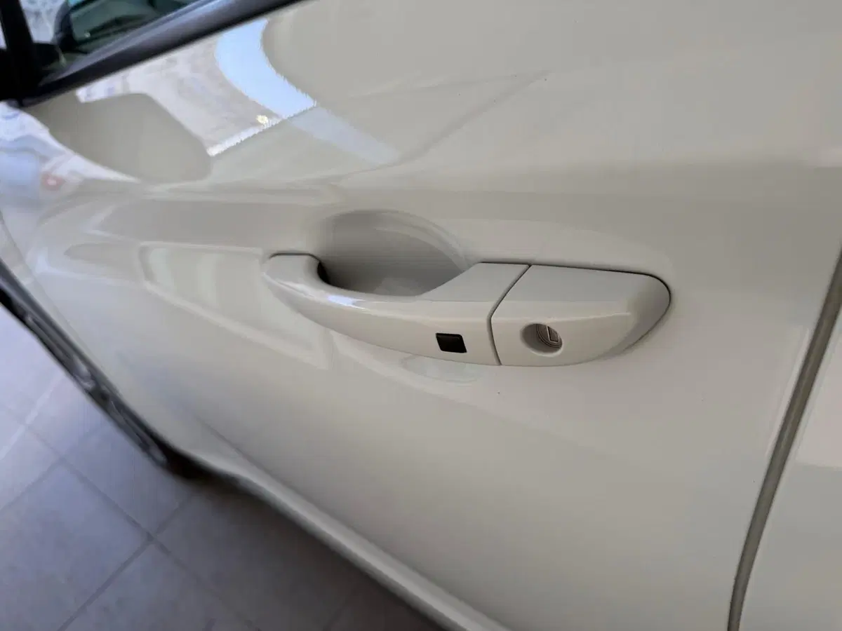 Hyundai Kona usata a Napoli (19)