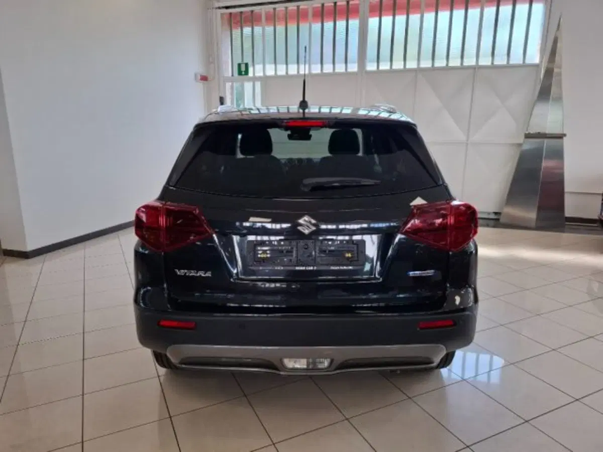 Suzuki Vitara nuova a Reggio Emilia (4)