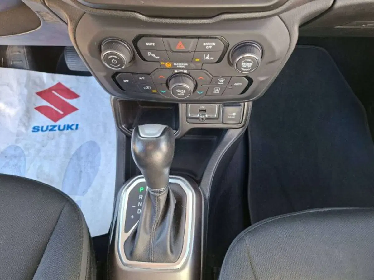 Jeep Renegade usata a Como (13)