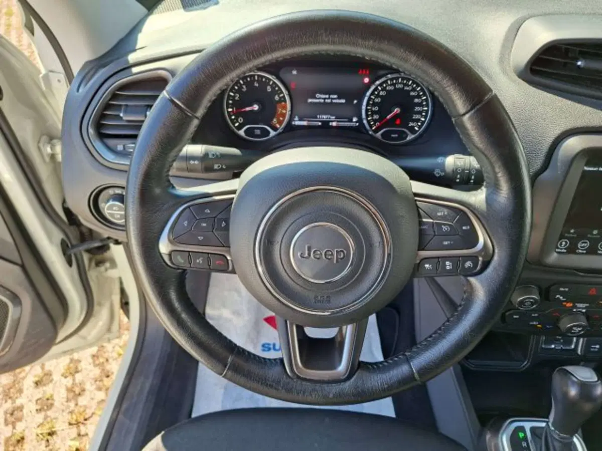 Jeep Renegade usata a Como (8)