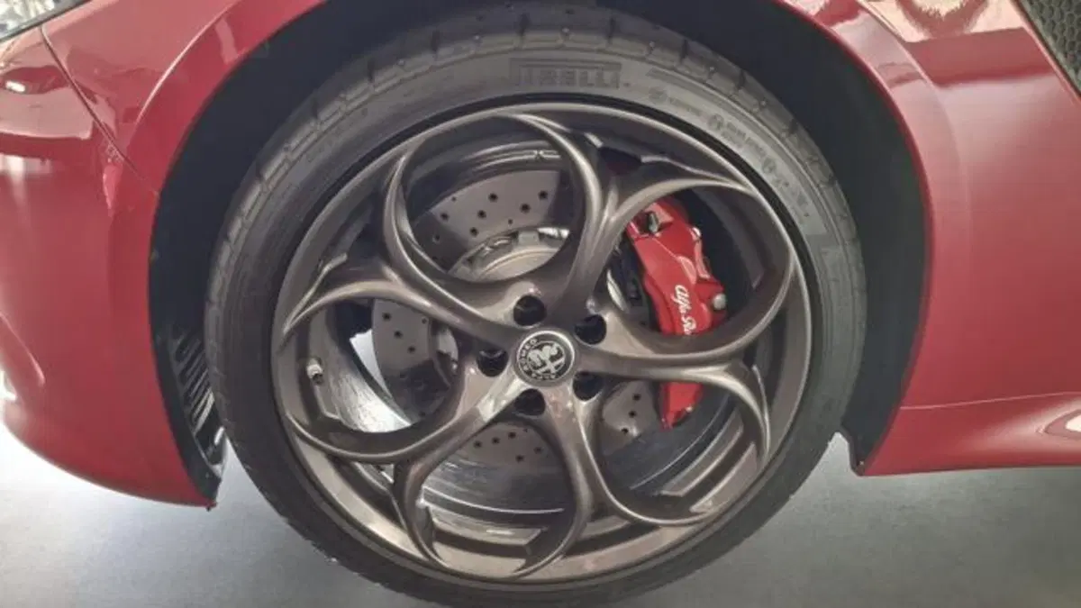 Alfa Romeo Giulia nuova a Padova (13)