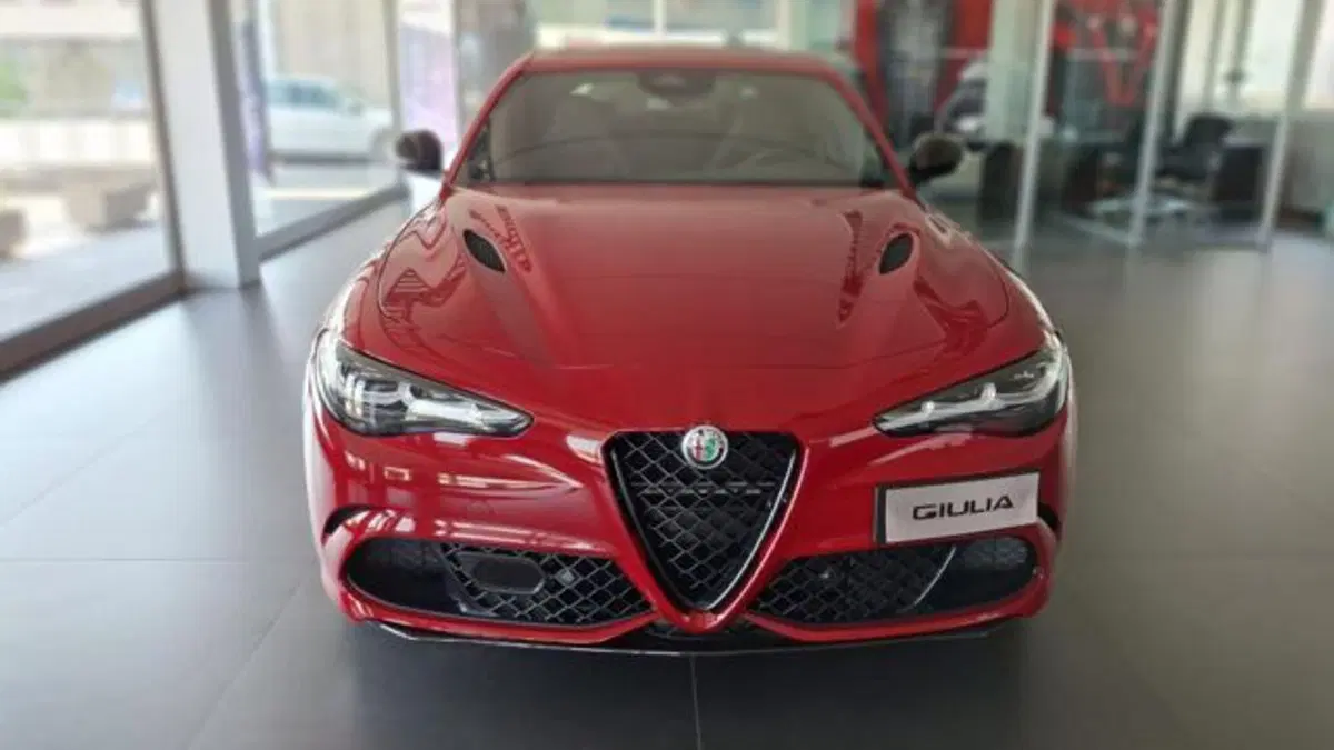 Alfa Romeo Giulia nuova a Padova (2)