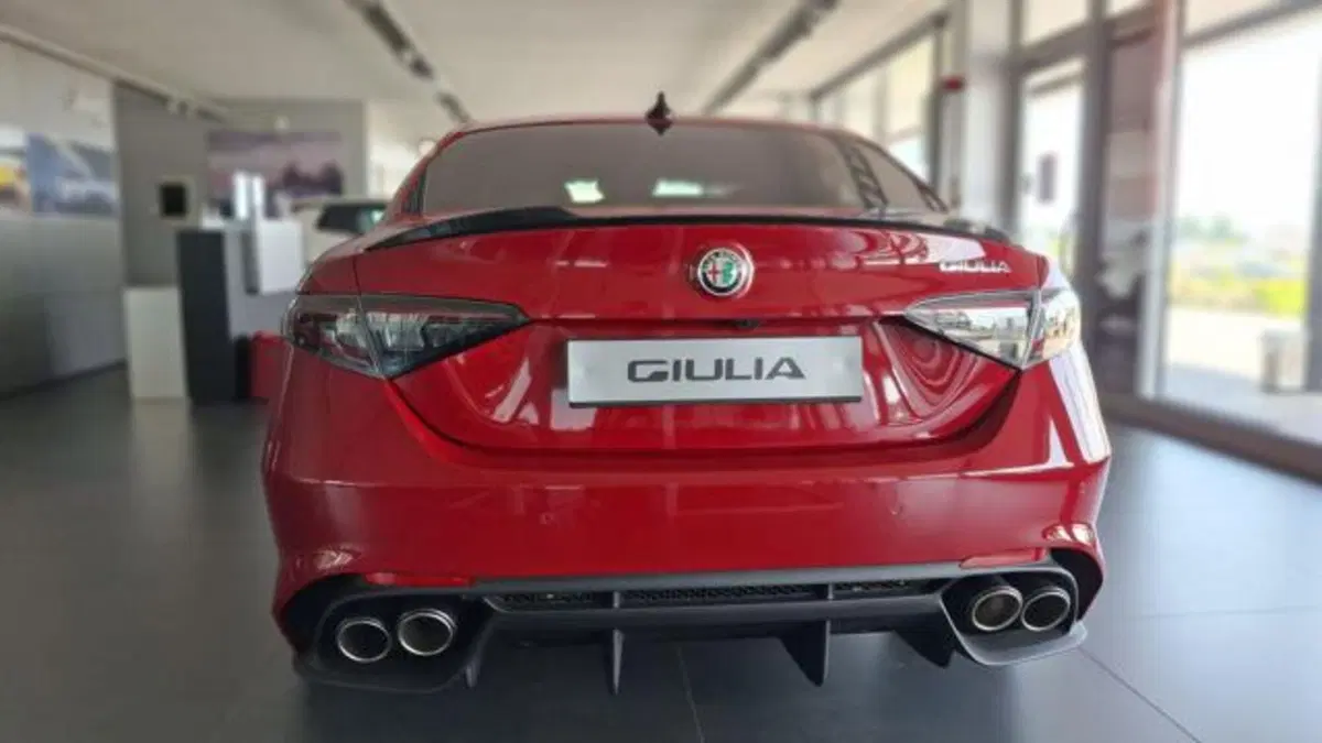 Alfa Romeo Giulia nuova a Padova (5)