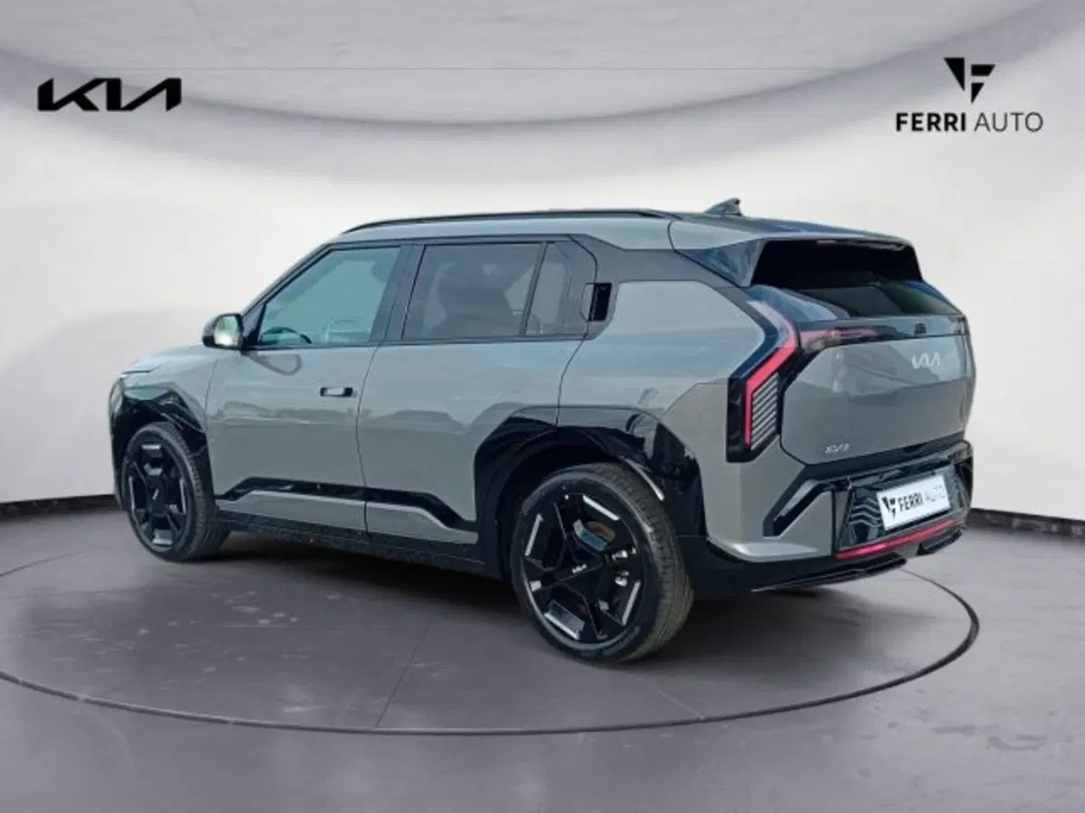Kia EV3 nuova a Udine (9)