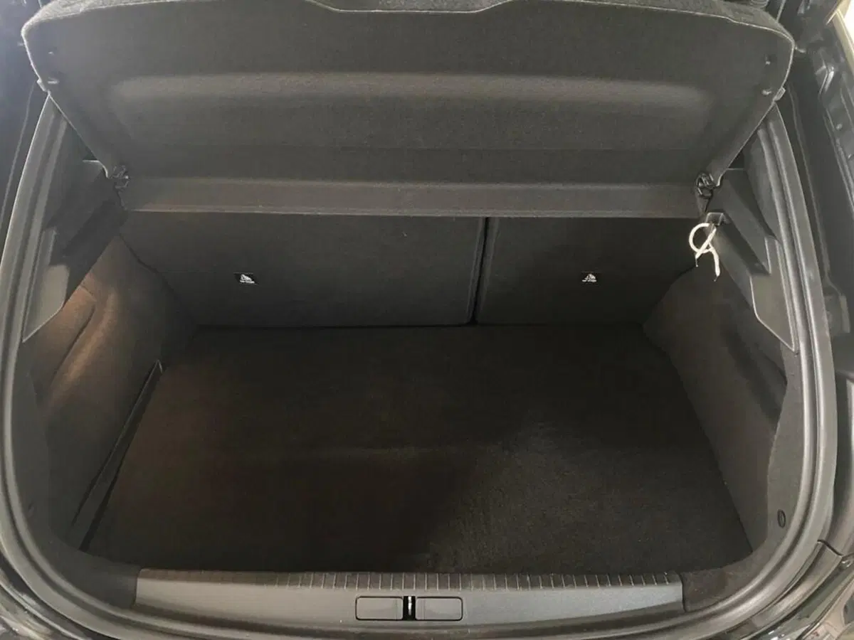 Peugeot 208 usata a Torino (9)