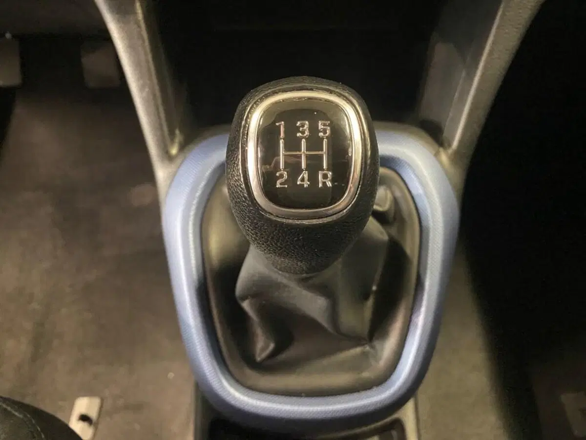 Hyundai i10 usata a Torino (11)