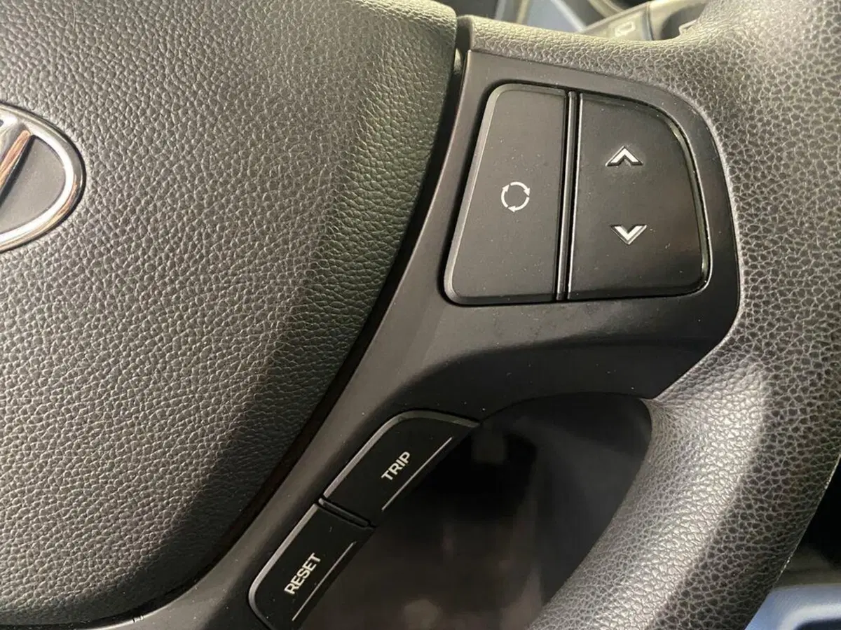 Hyundai i10 usata a Torino (14)