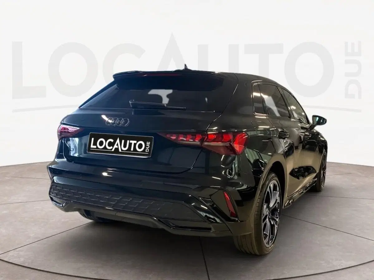 Audi A3 Sportback nuova a Torino (4)