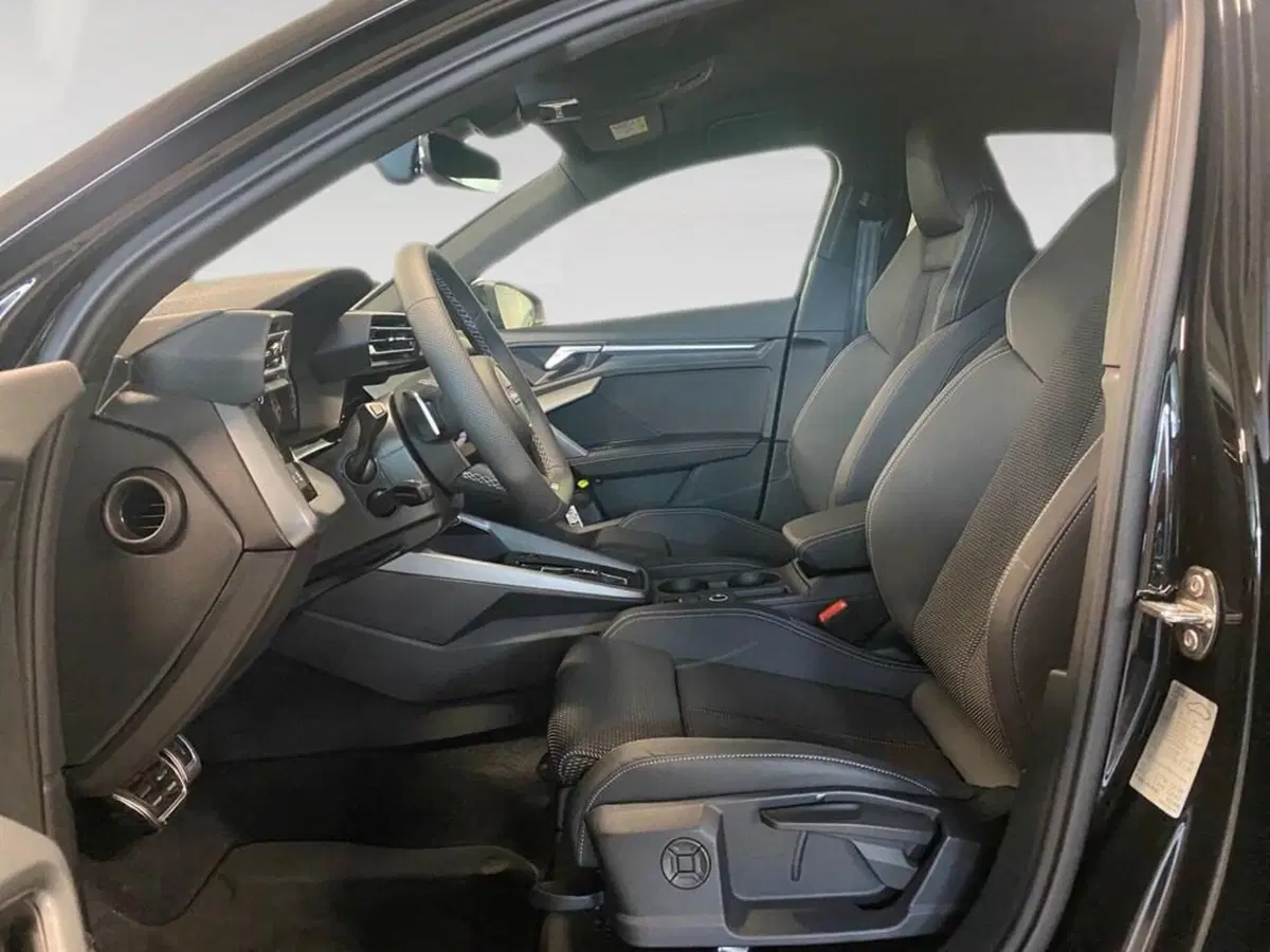 Audi A3 Sportback nuova a Torino (7)