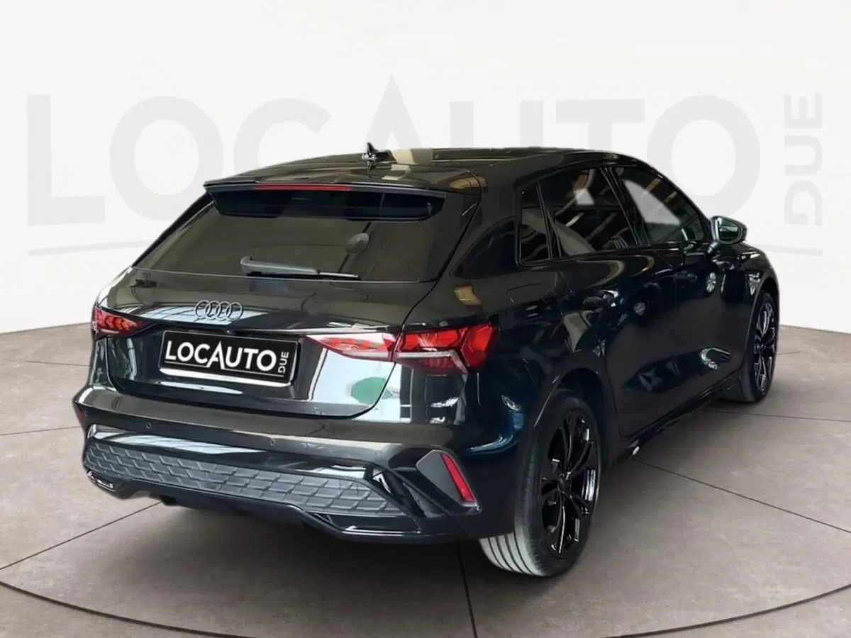 Audi A3 Sportback nuova a Torino (4)