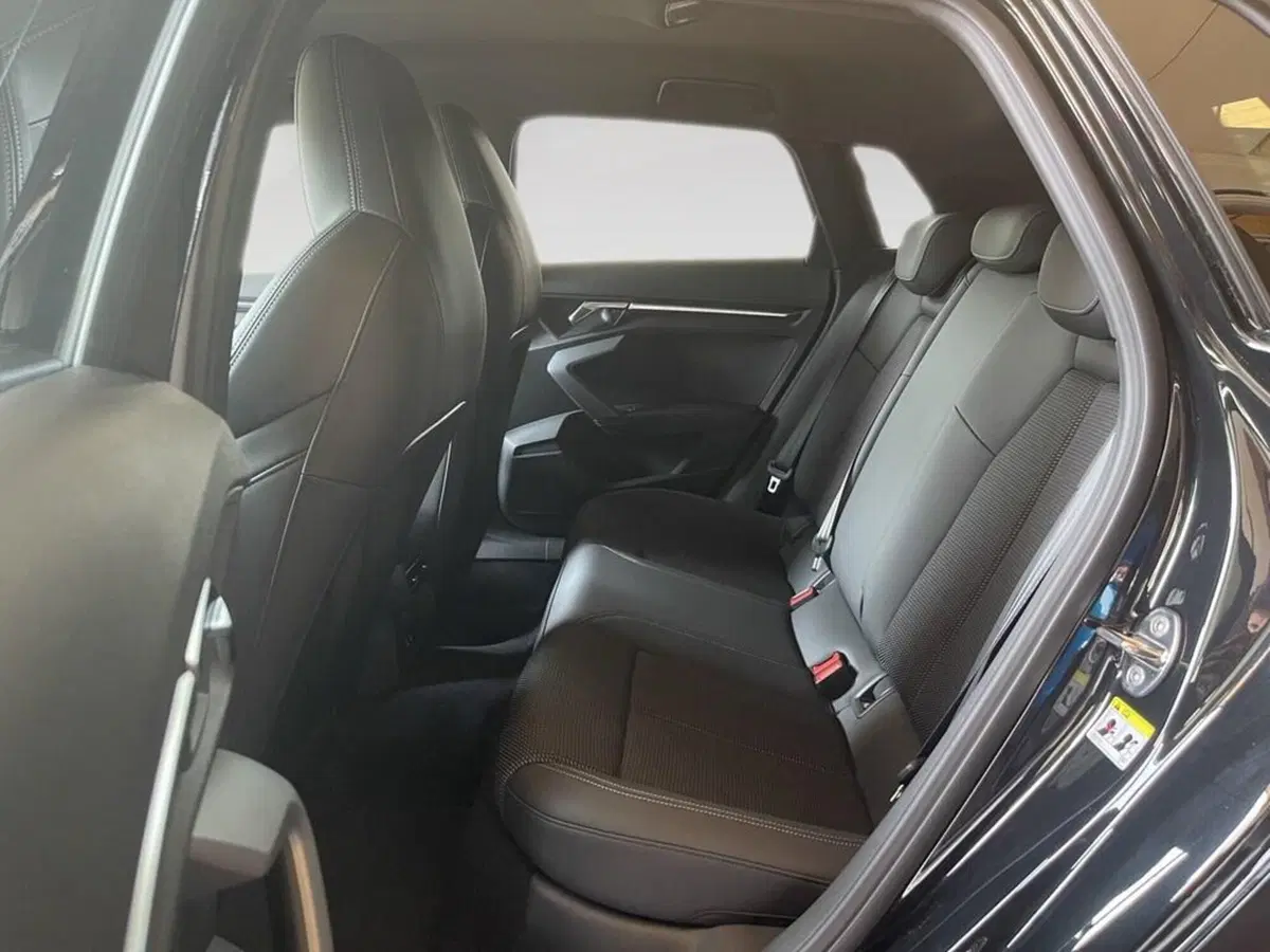 Audi A3 Sportback nuova a Torino (8)