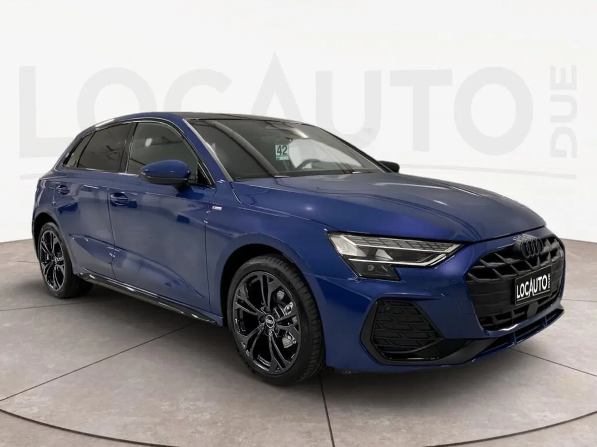 Audi A3 Sportback nuova a Torino (3)