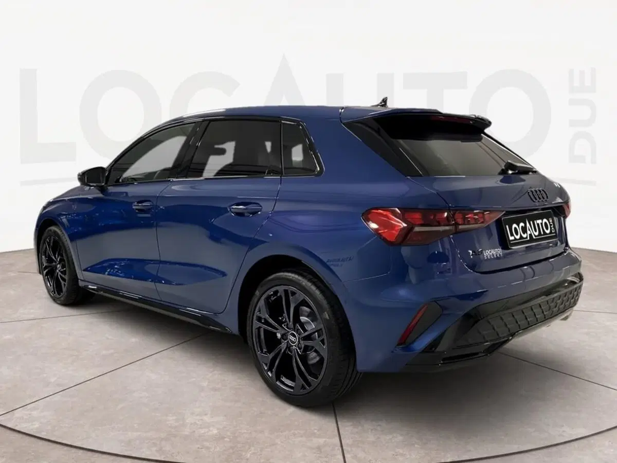 Audi A3 Sportback nuova a Torino (5)
