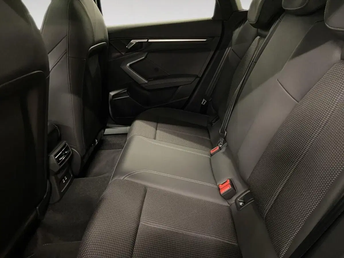 Audi A3 Sportback nuova a Torino (8)