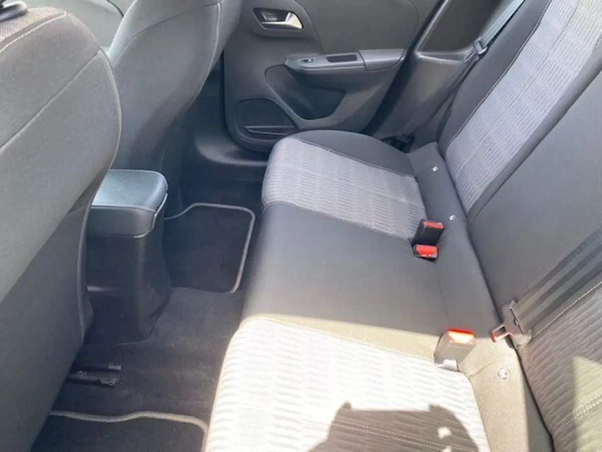 Opel Corsa usata a Catania (9)