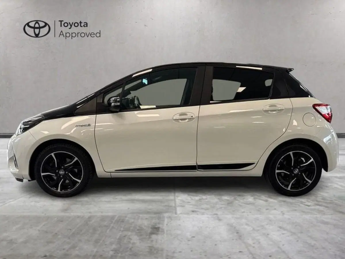 Toyota Yaris usata a Prato (3)