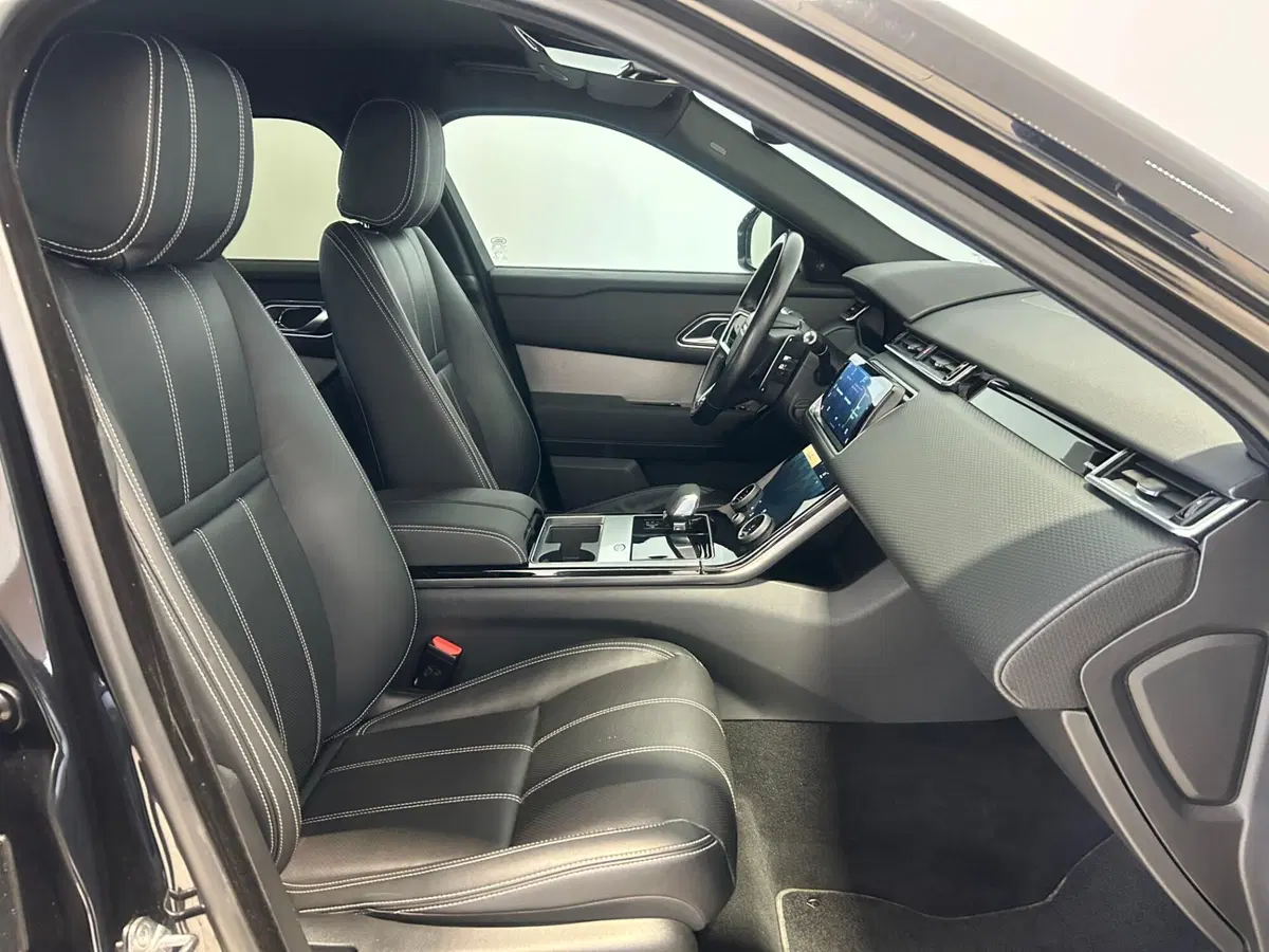 Land Rover Range Rover Velar usata a Napoli (4)