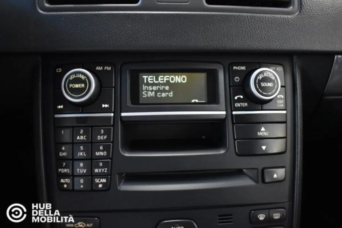 Volvo XC90 usata a Perugia (14)