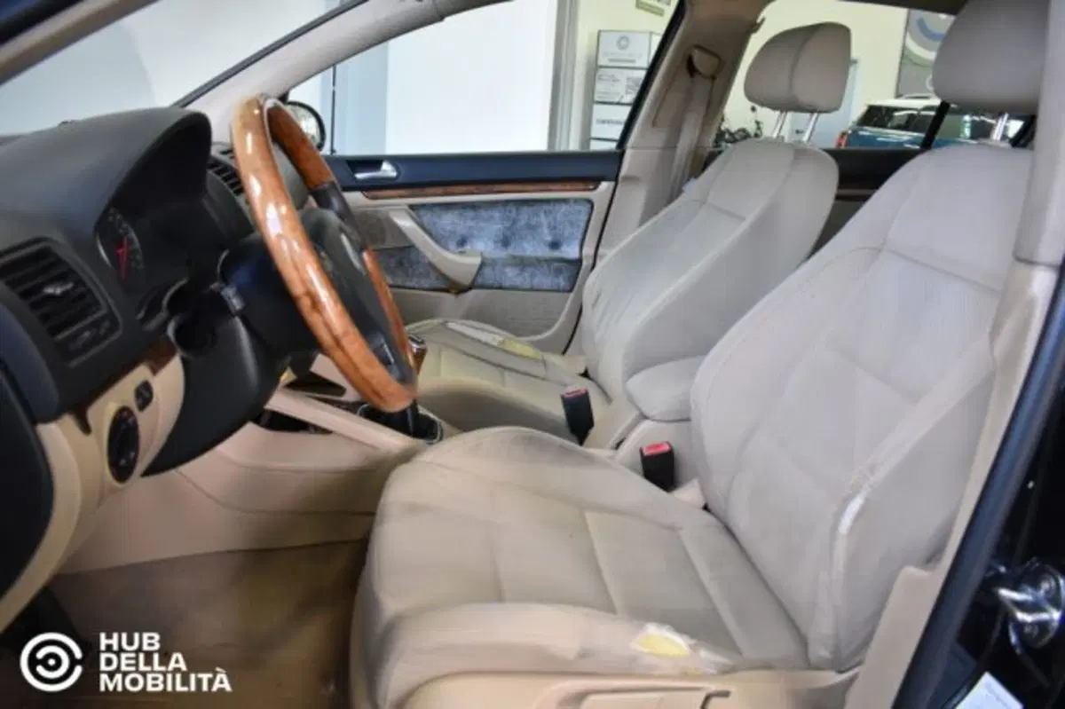 Volkswagen Golf usata a Perugia (18)