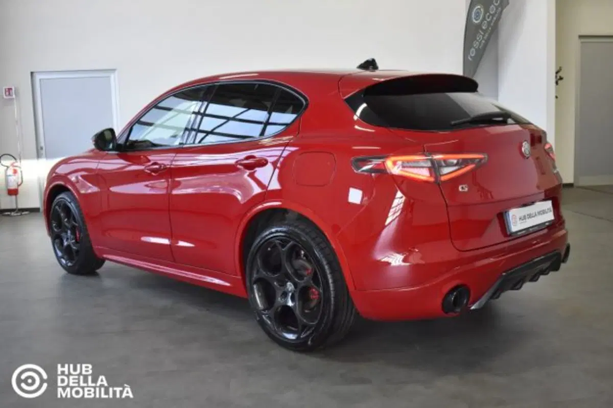 Alfa Romeo Stelvio usata a Perugia (5)