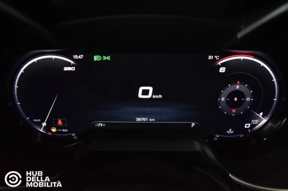Alfa Romeo Stelvio usata a Perugia (7)