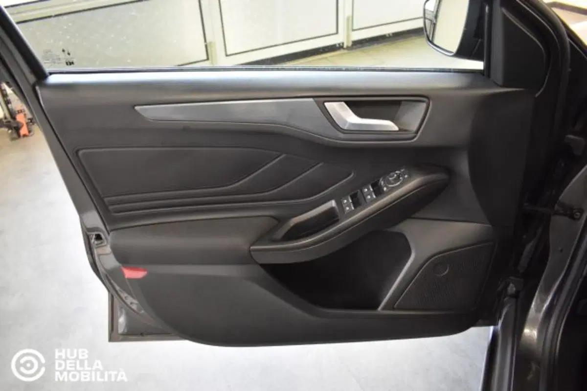 Ford Focus usata a Perugia (7)