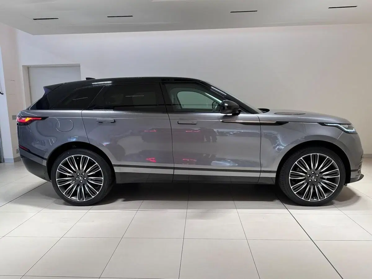 Land Rover Range Rover Velar usata a Varese (6)