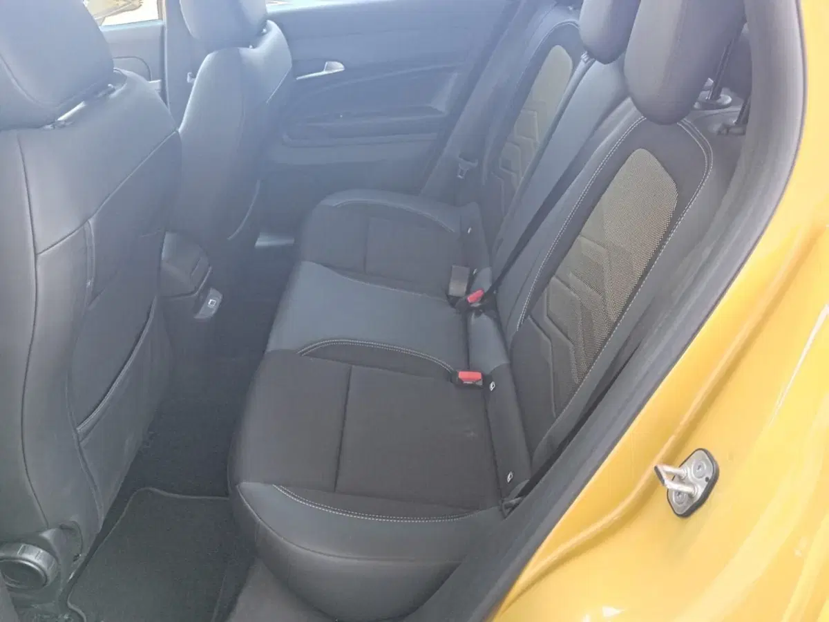 Jeep Avenger usata a Alessandria (13)