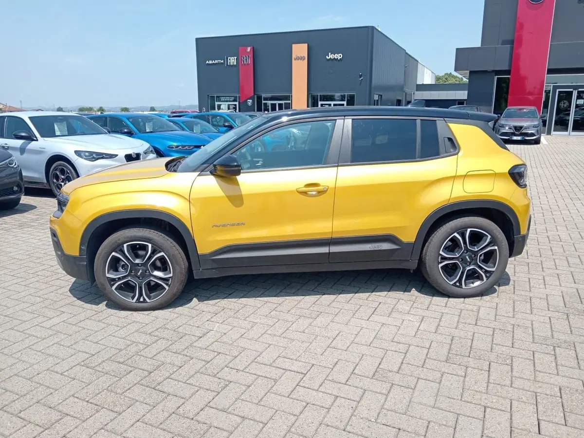 Jeep Avenger usata a Alessandria (9)