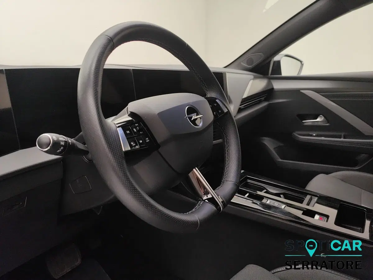 Opel Astra usata a Como (9)