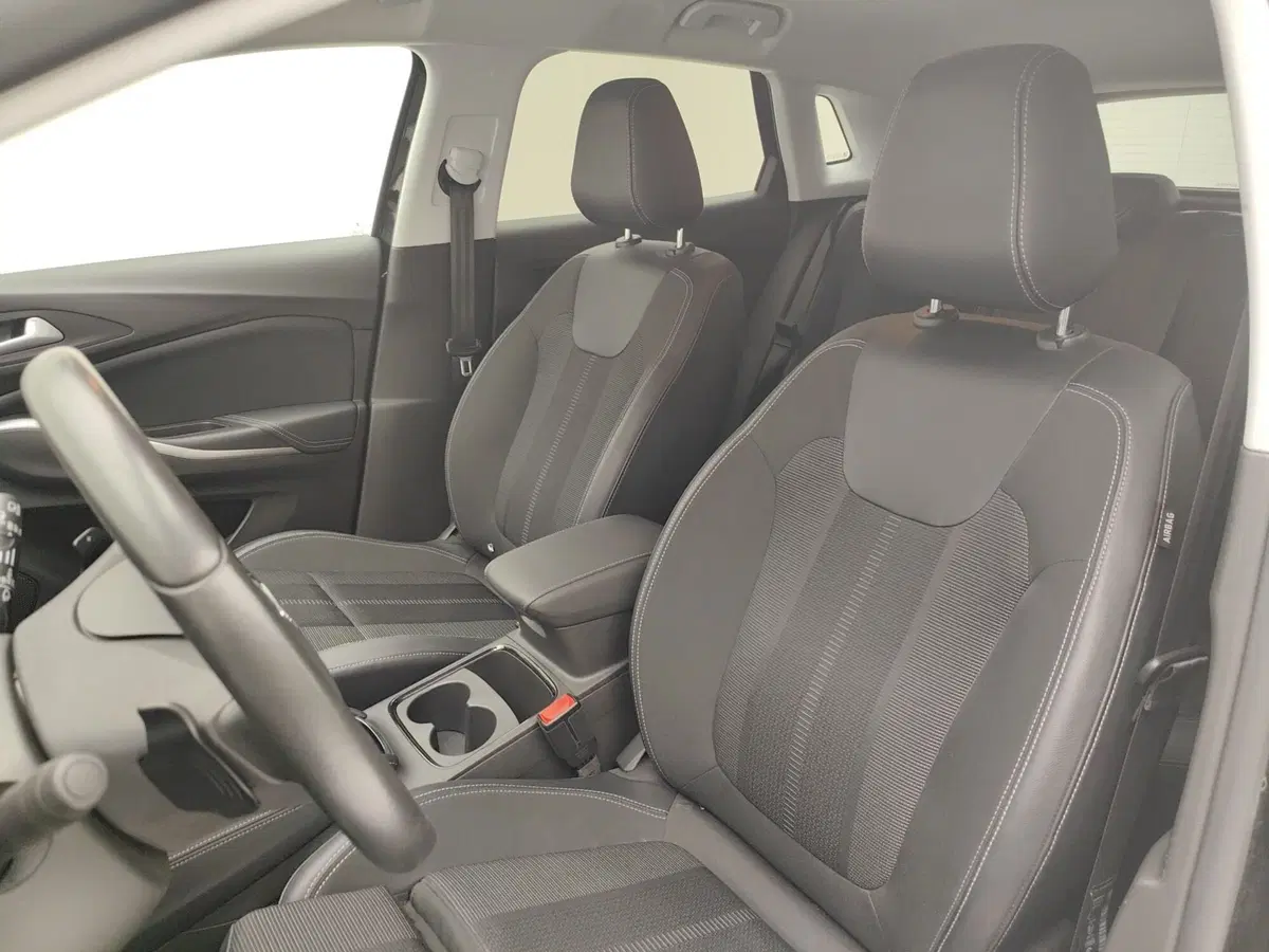 Opel Grandland usata a Como (11)